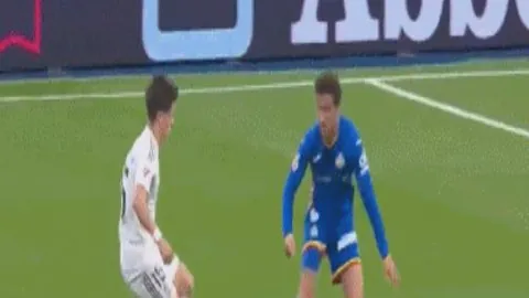 “2025年违约金下调，哈兰德身价悬殊显现”